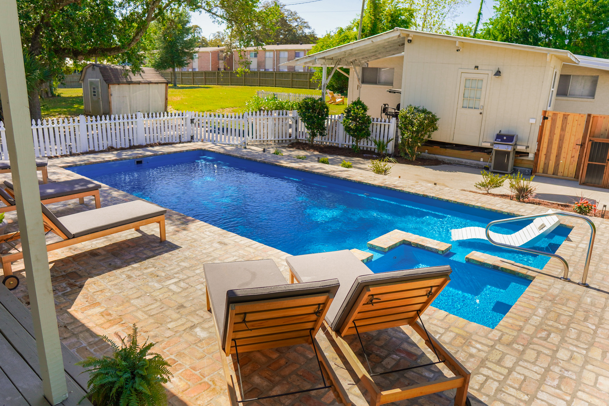 DH Pool-12